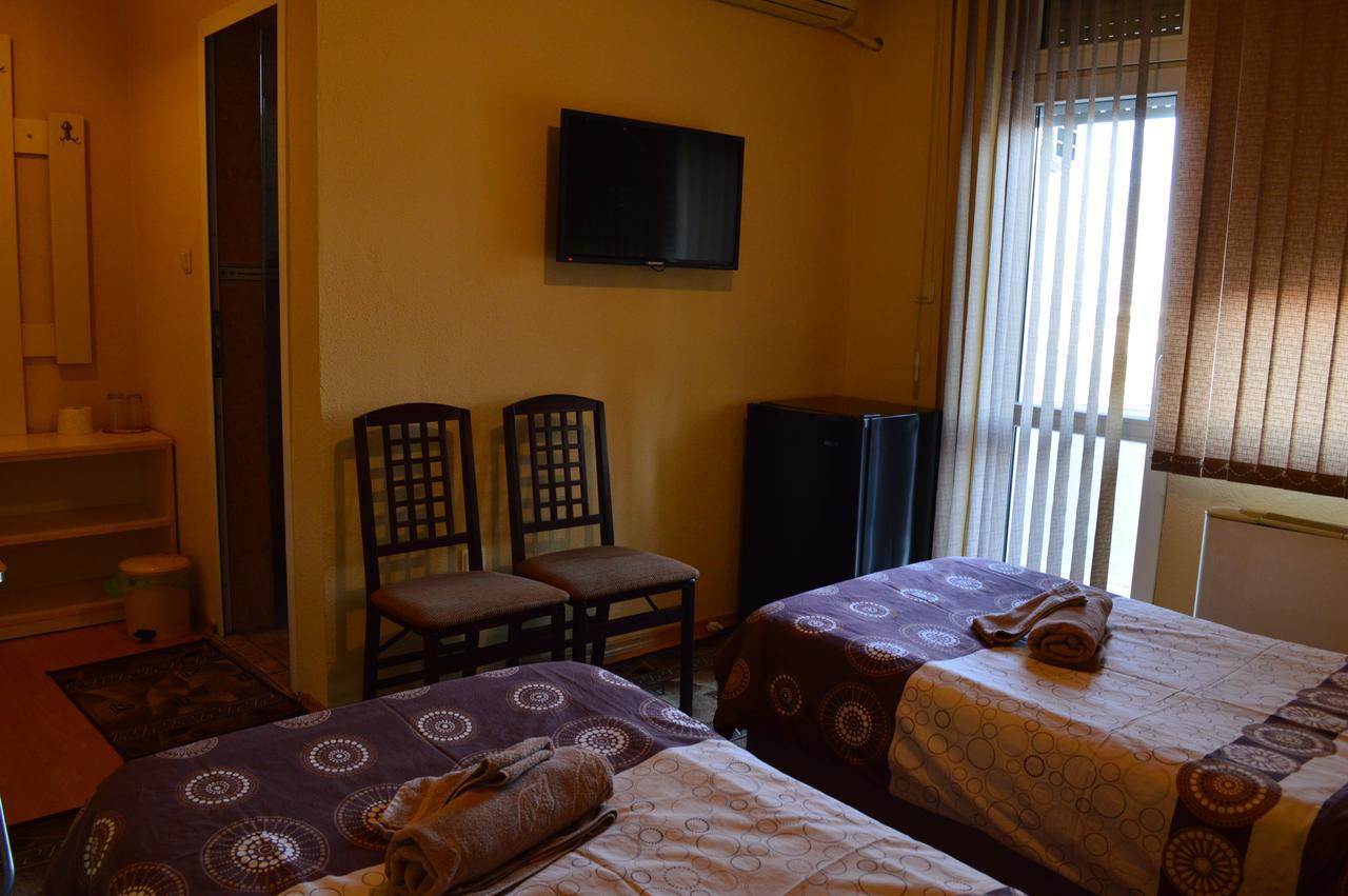 Dionis Hotel Petrich  Εξωτερικό φωτογραφία